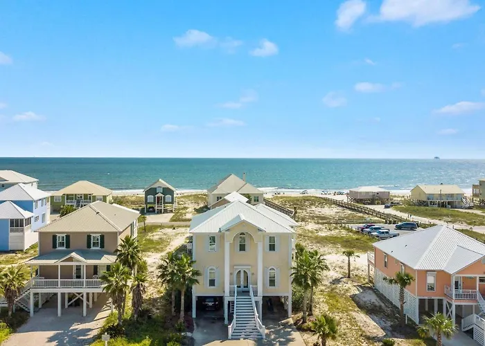 Holiday home Whispering Palms House Gulf Shores