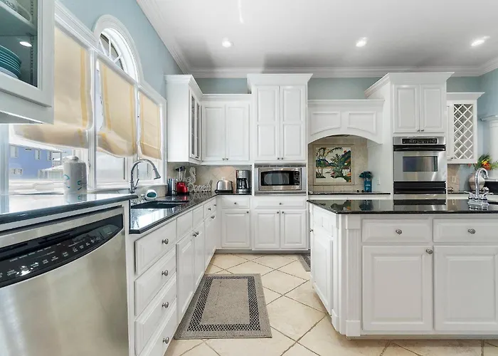 Whispering Palms House Holiday home Gulf Shores
