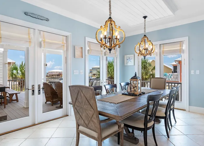 Whispering Palms House Holiday home Gulf Shores